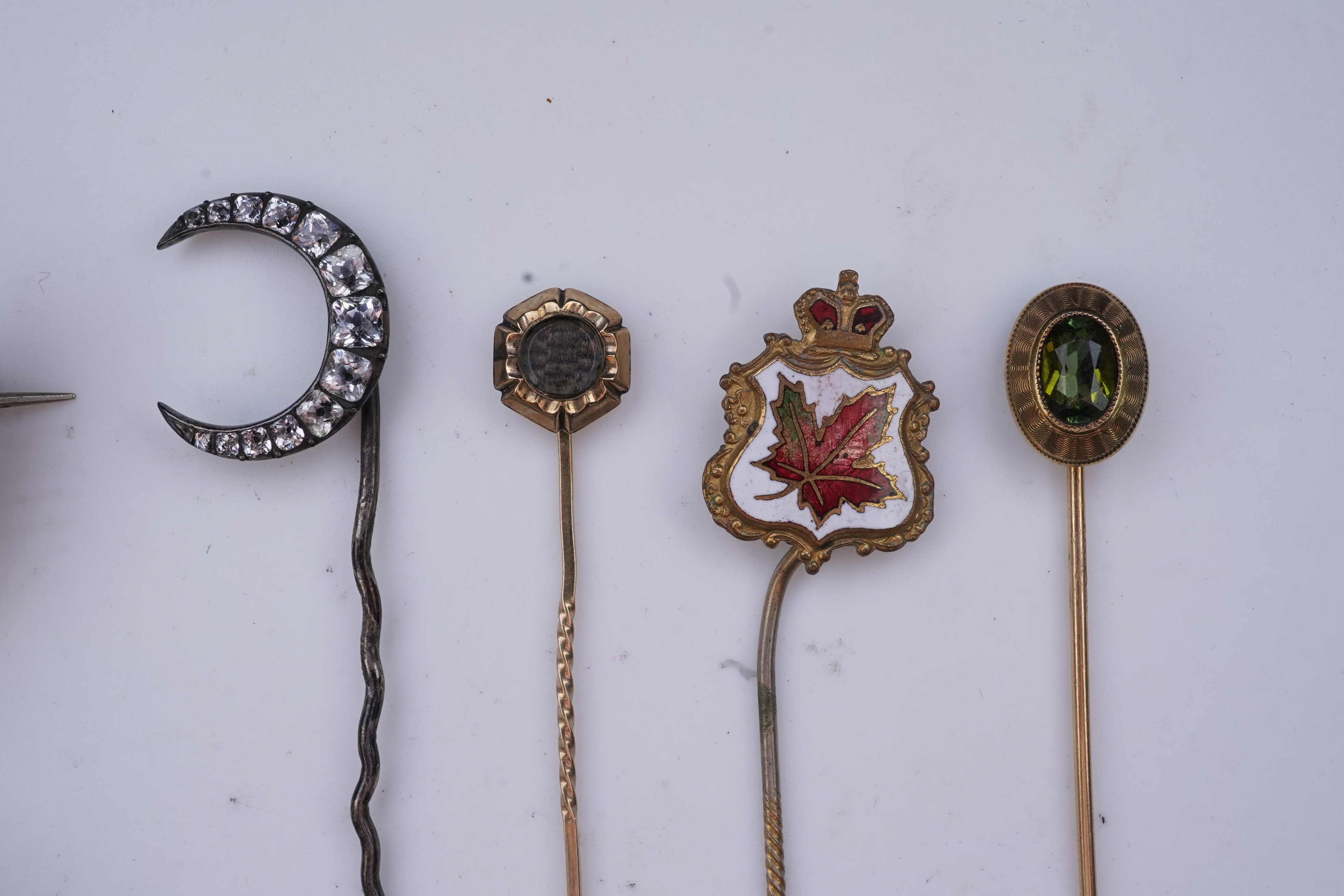 A collection of jewels including a Georgian paste brooch, early 19th century